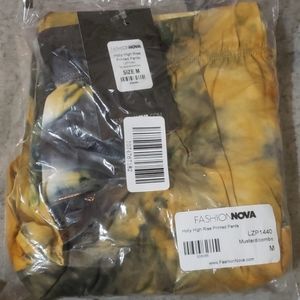 NEW Pair, Fashion Nova Pants, Size 7, 9- Medium